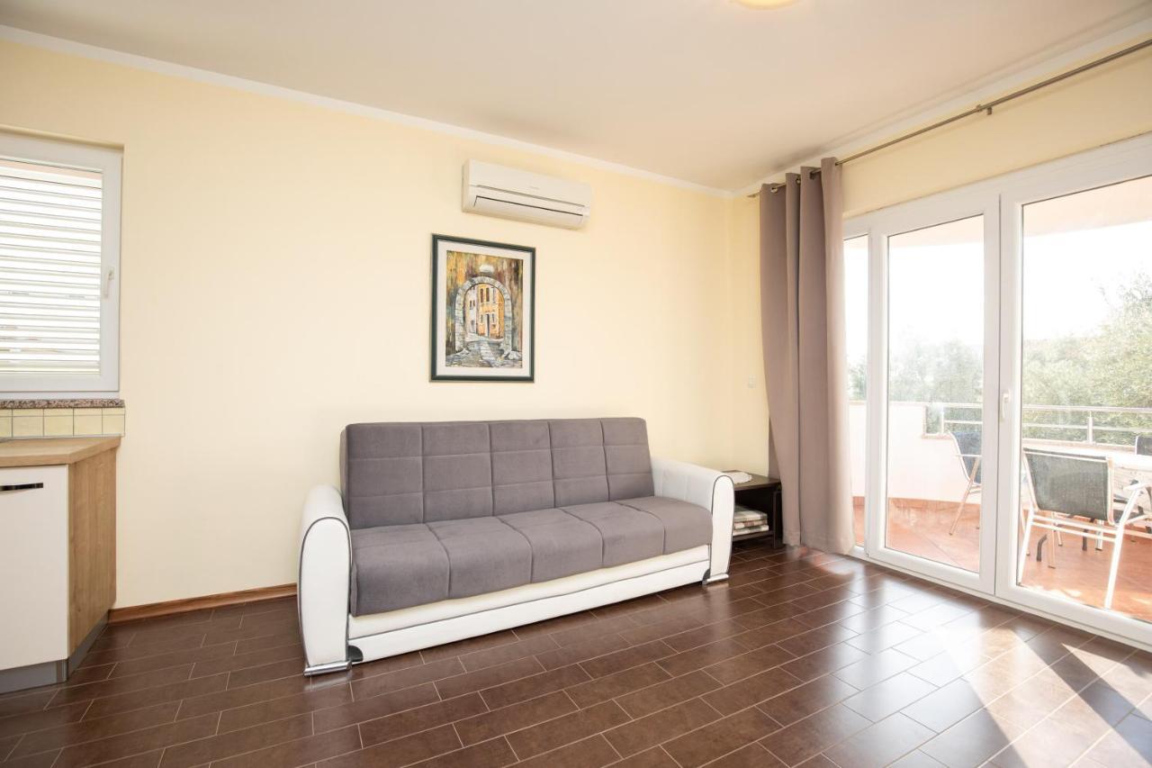 Apartments Bella Vista 크르크 외부 사진