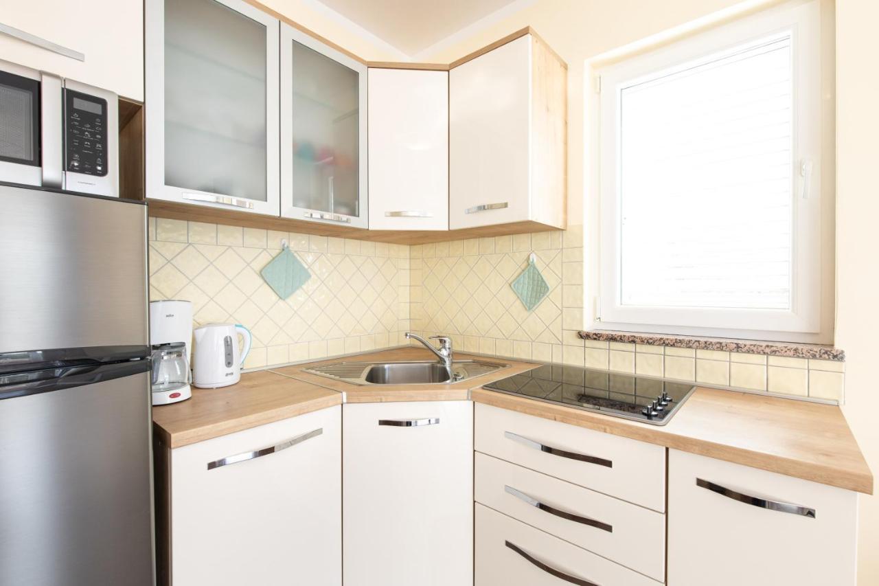 Apartments Bella Vista 크르크 외부 사진