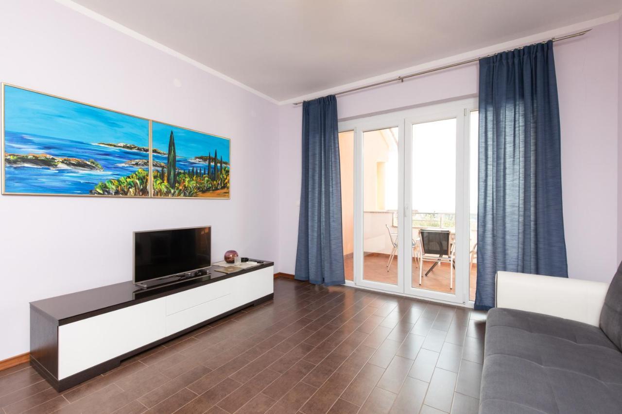 Apartments Bella Vista 크르크 외부 사진