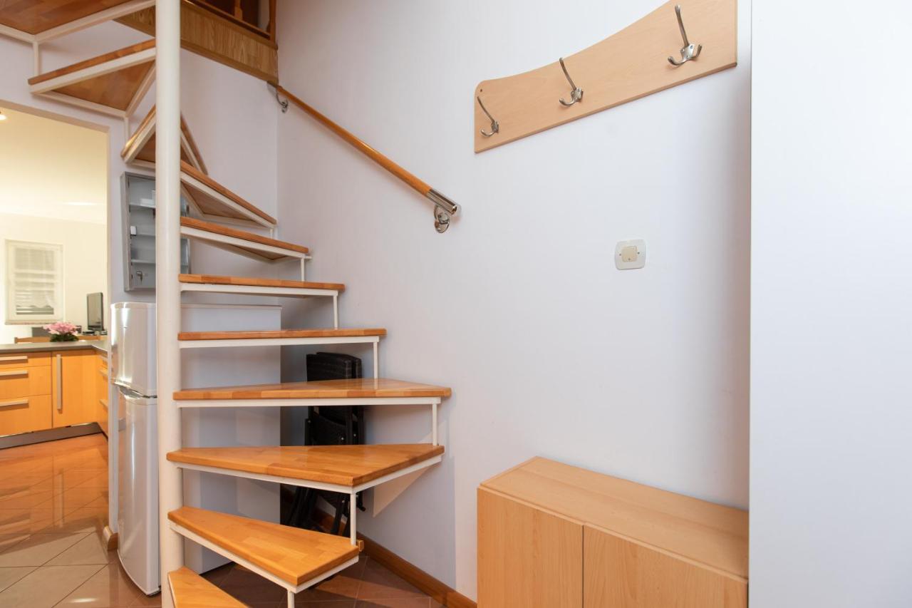 Apartments Bella Vista 크르크 외부 사진