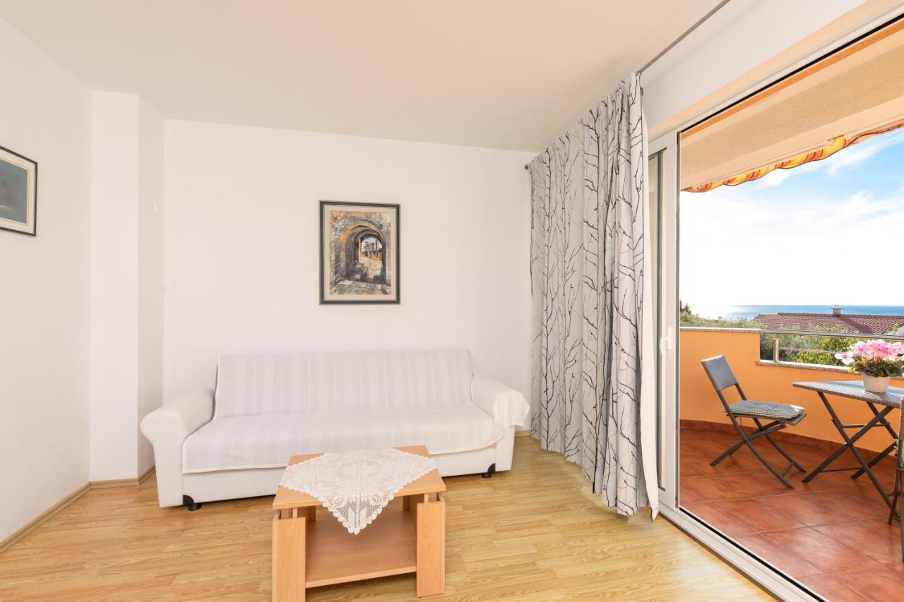 Apartments Bella Vista 크르크 외부 사진